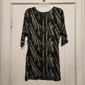 Janette Elegant Zebra Print Long  Top Or Dress Sz Sm